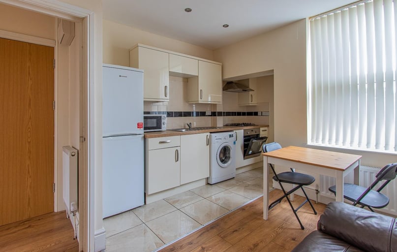 Colum Road, Cathays, Cardiff - Image 1